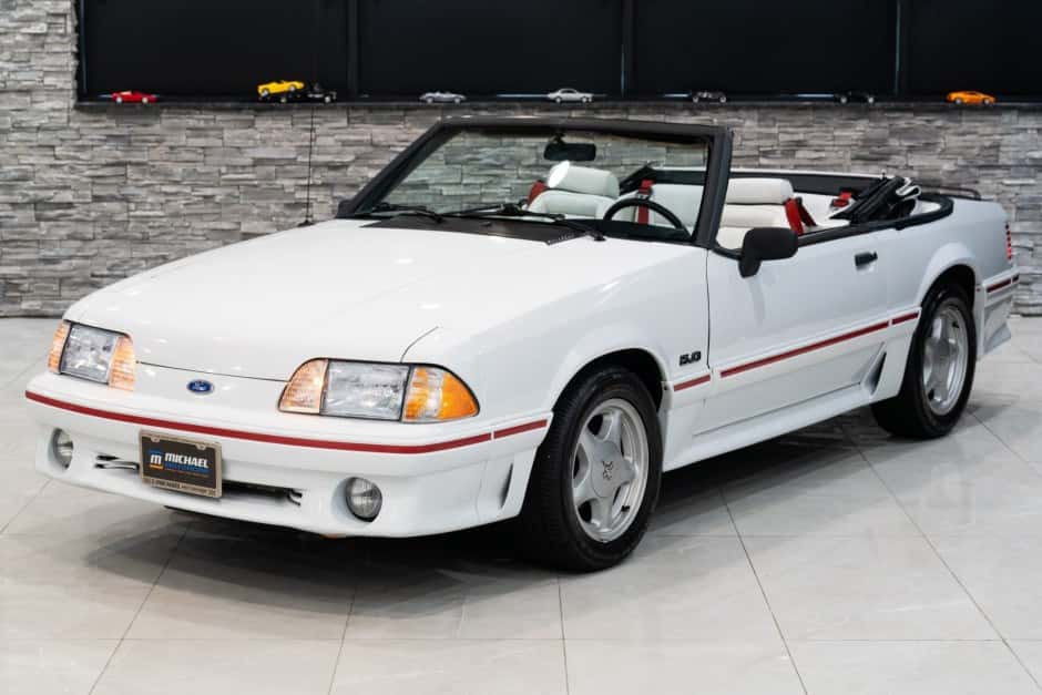 1991 Ford Fox-Body Mustang sold for $24,750