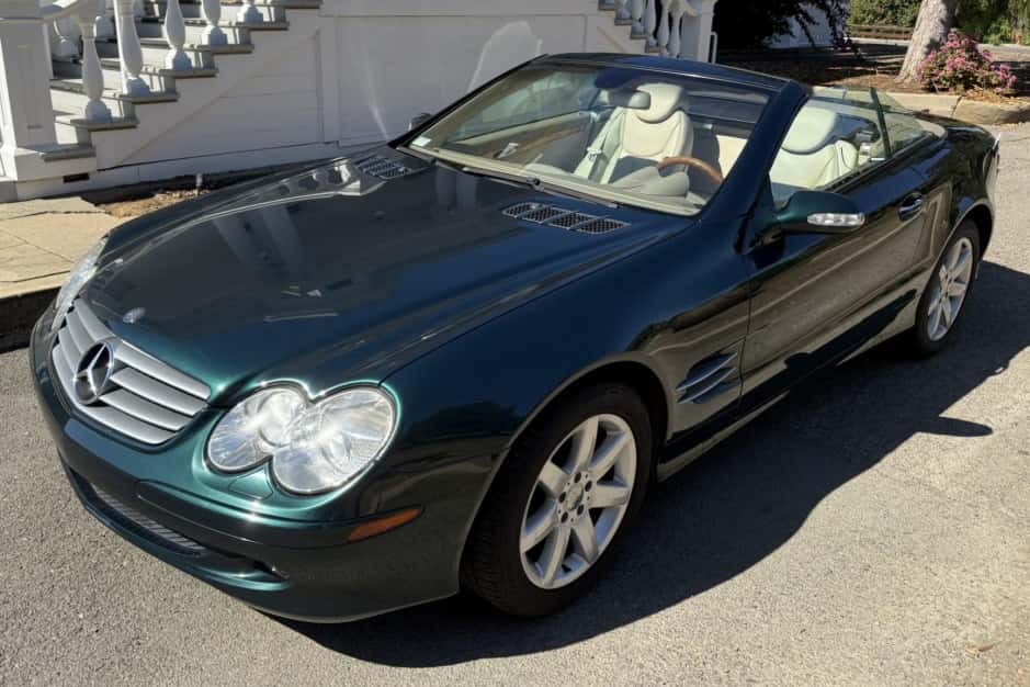 2003 Mercedes-Benz R230 SL sold for $7,357