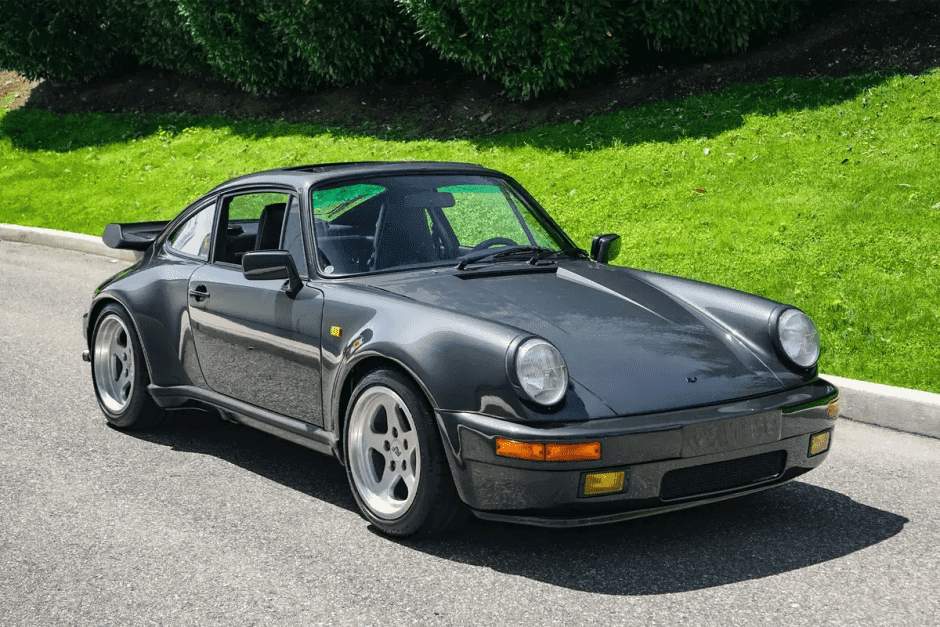 1989 Porsche 930 Turbo sold for $305,000