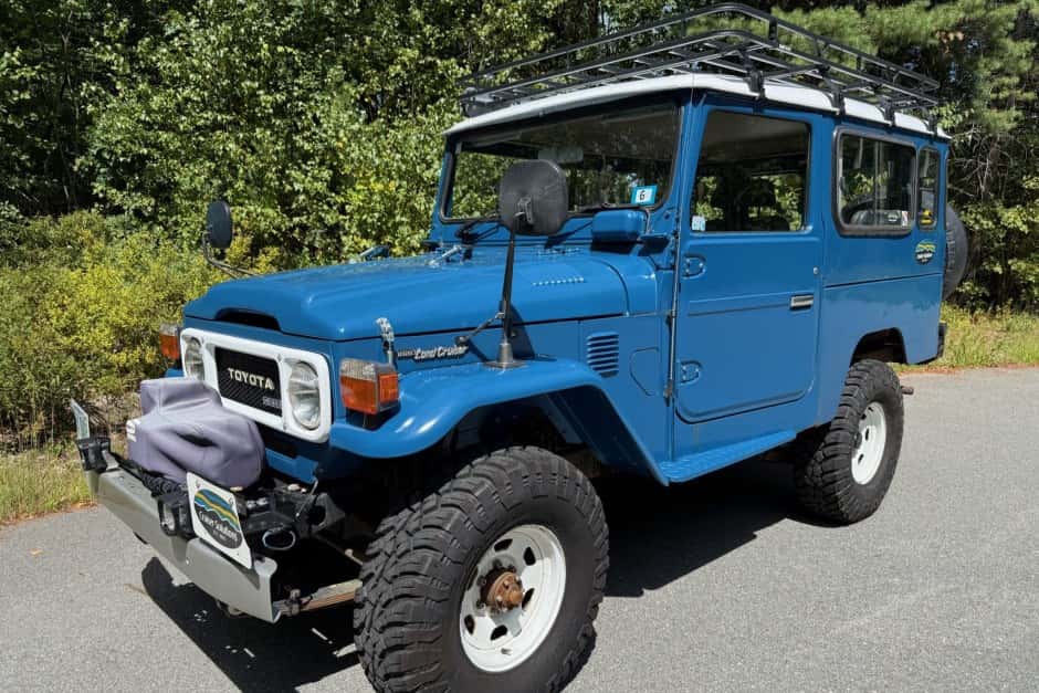 1981 Toyota Land Cruiser FJ43 sold for $21,000