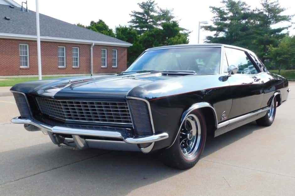 1965 Buick Riviera sold for $77,000