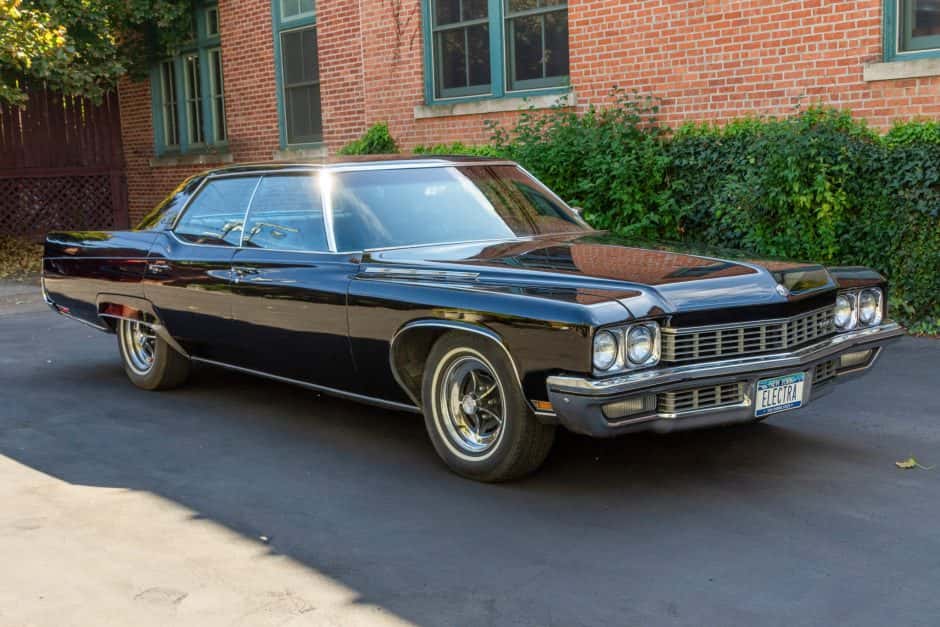 1972 Buick Electra sold for $8,700