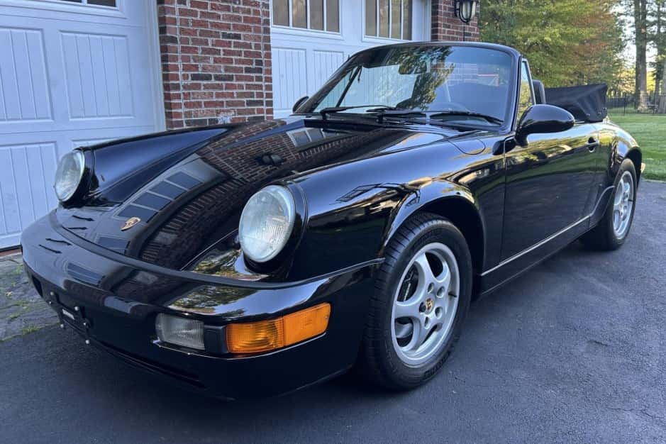 1992 Porsche 964 911 (Non-Turbo) sold for $80,000