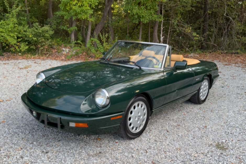 1993 Alfa Romeo 105/115 Spider Series 4 sold for $4,250