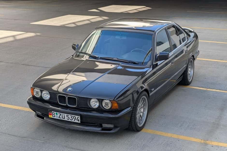1990 BMW E34 5-Series sold for $12,250