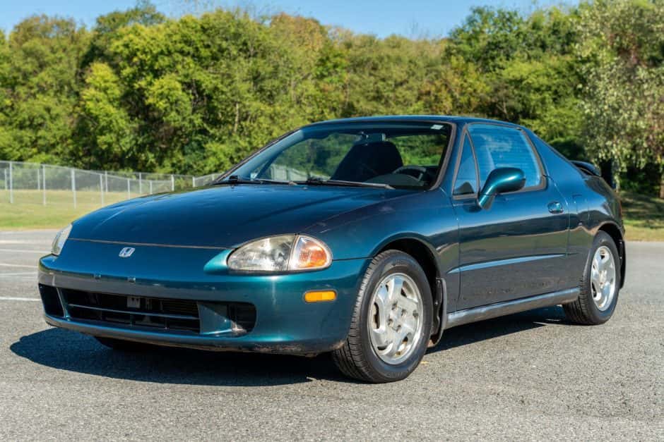 1997 Honda Civic Del Sol sold for $8,251