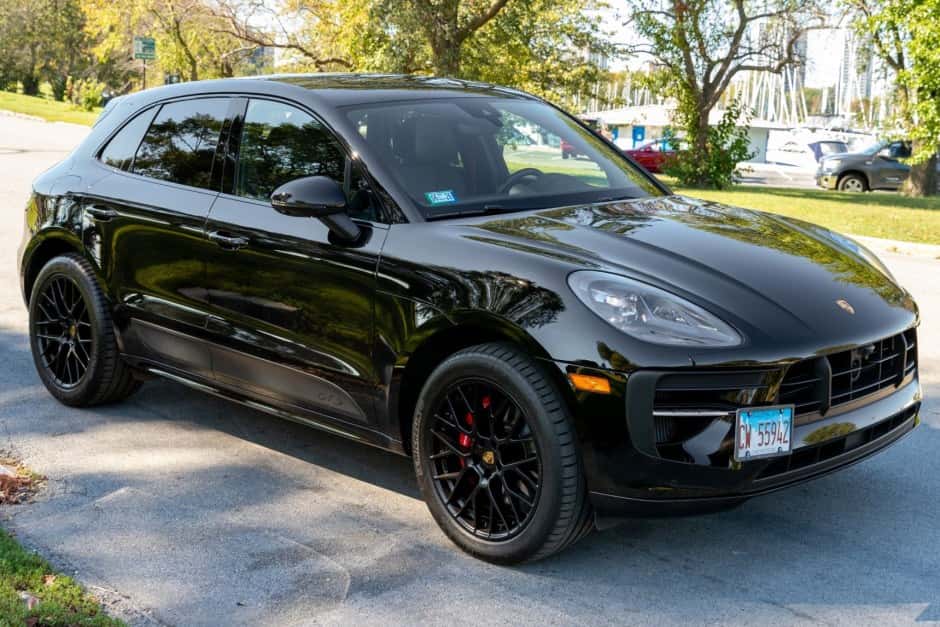 2021 Porsche Macan sold for $57,166