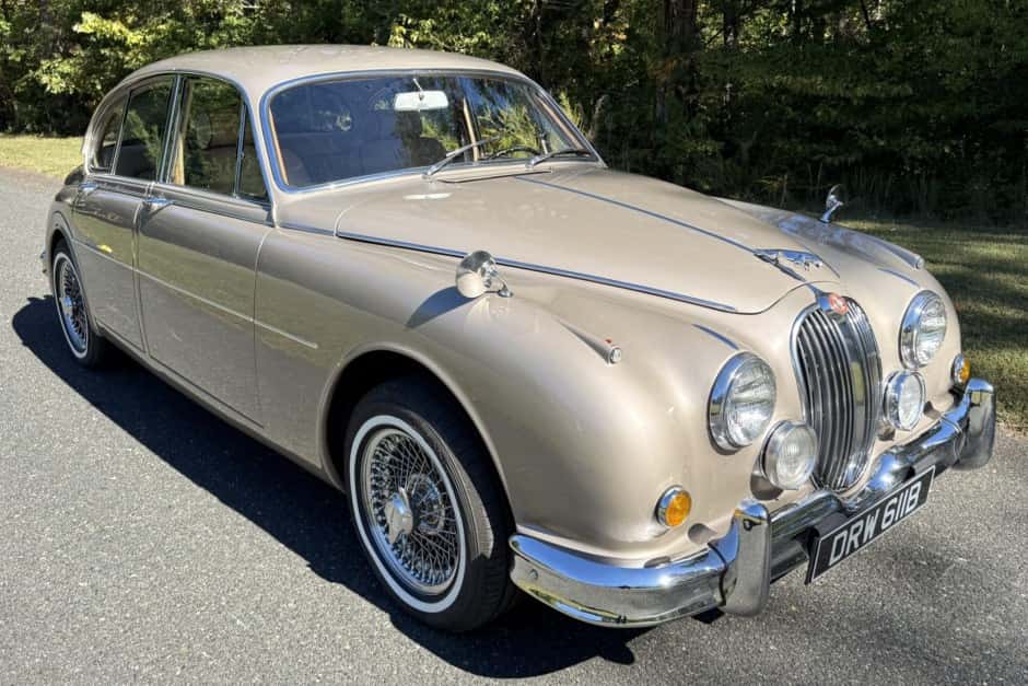 1964 Jaguar Mk II sold for $20,500