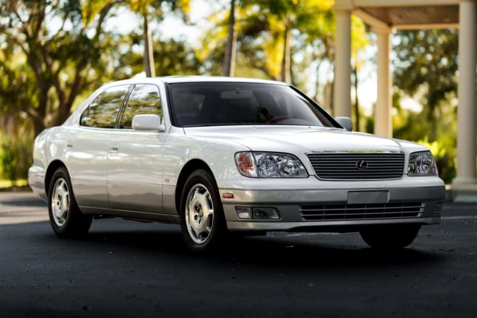 2000 Lexus LS Sedan sold for $19,500