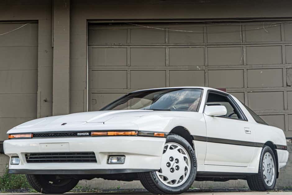 1988 Toyota Supra A70 (1986-1992) sold for $18,751
