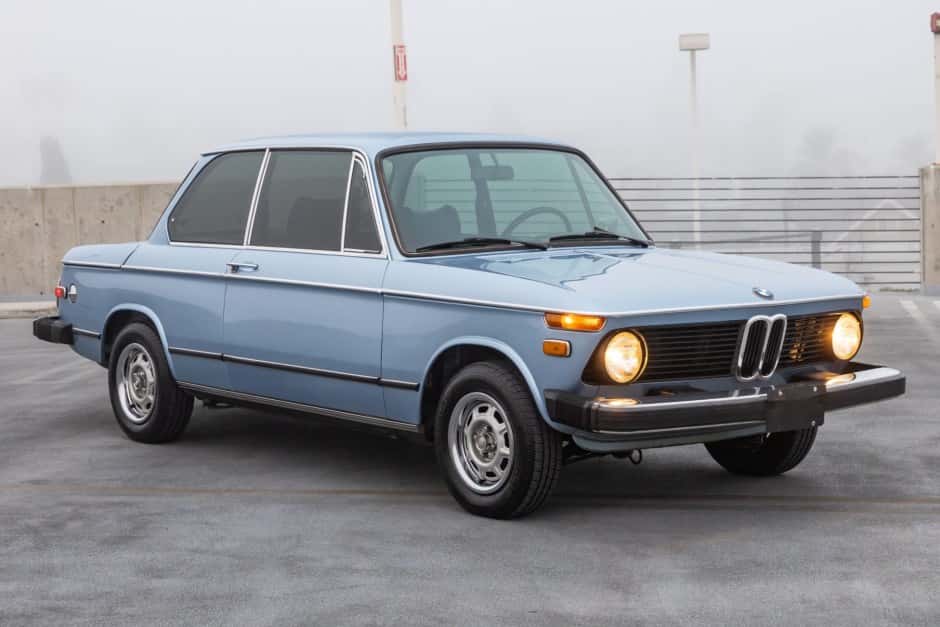 1976 BMW 2002 sold for $11,000