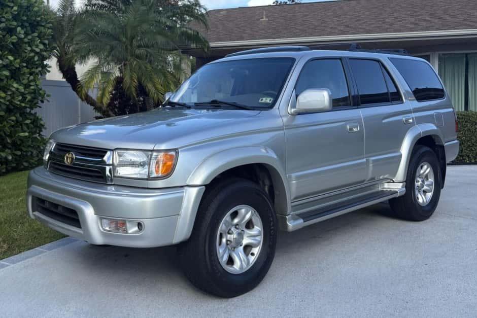 2001 Toyota 4Runner (N180) sold for $20,000