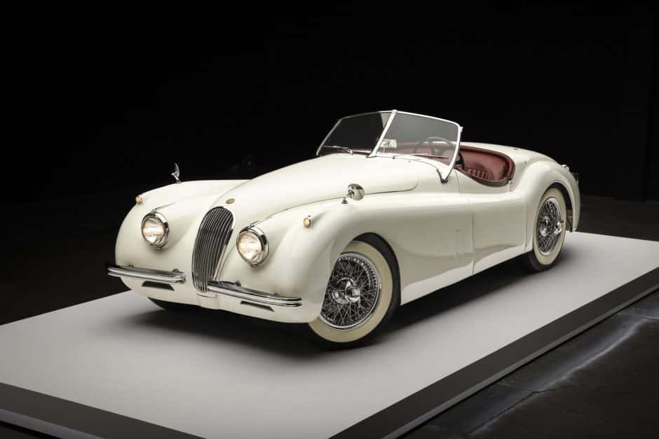 1954 Jaguar XK120 sold for $85,555