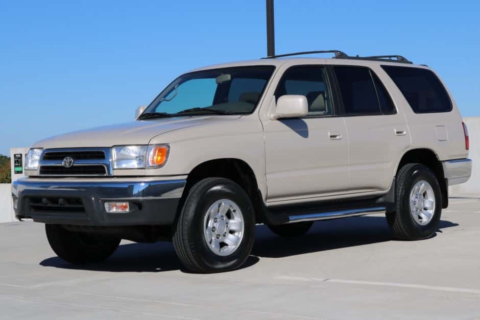 1999 Toyota 4Runner (N180) sold for $11,500