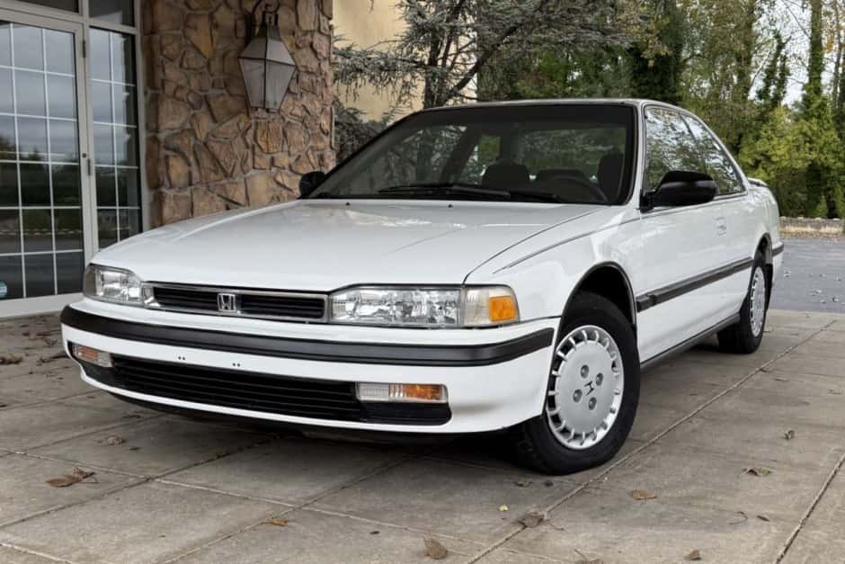 1990 Honda Accord sold for $9,522
