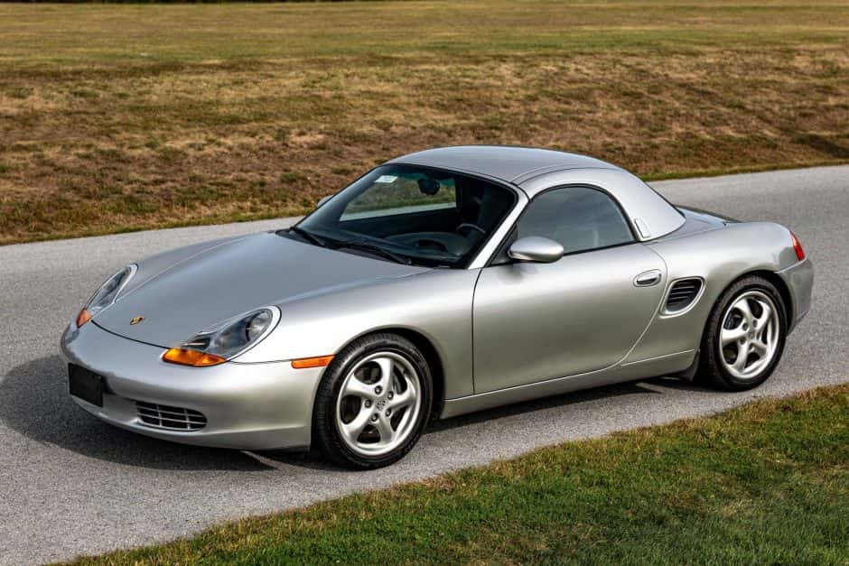1997 Porsche 986 Boxster sold for $13,501