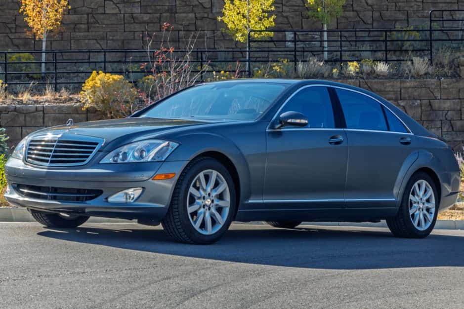2008 Mercedes-Benz W221 S-Class sold for $16,500