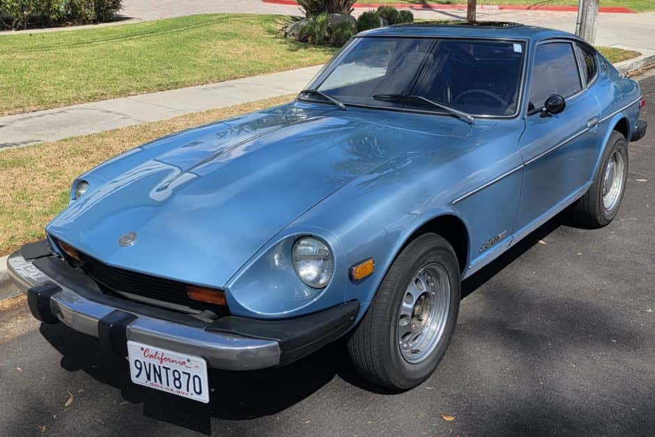 1976 Datsun 280Z sold for $8,500