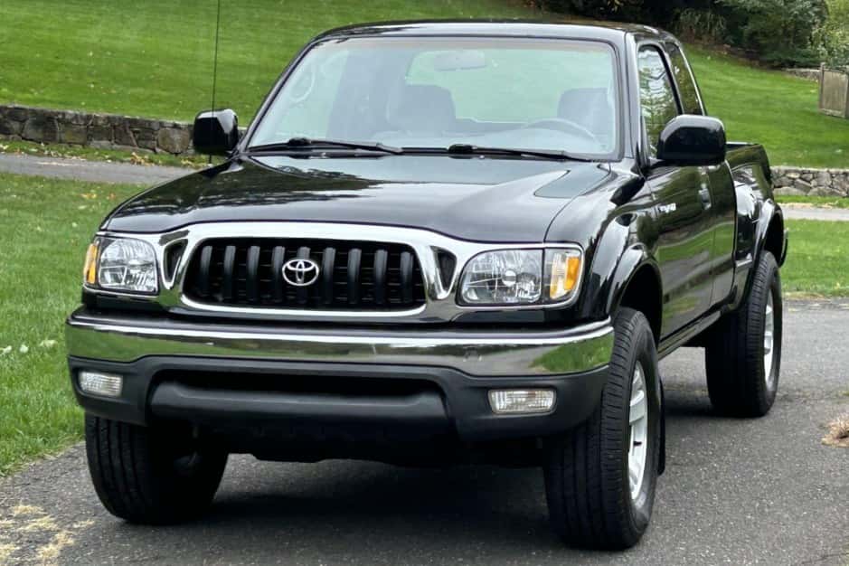 2002 Toyota Tacoma (N1X0 1995-2005) sold for $22,007