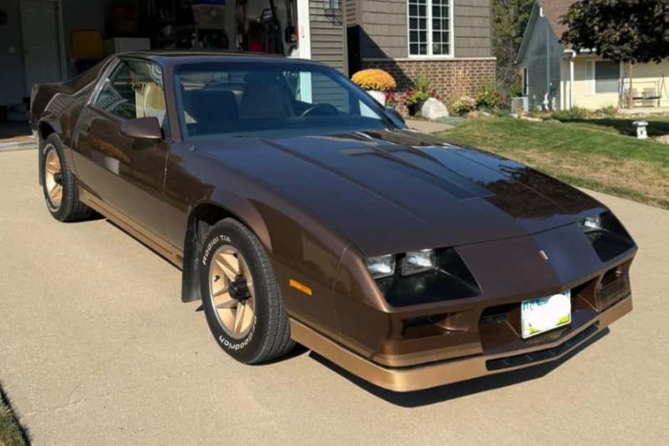 1984 Chevrolet Camaro 3rd Generation 1982-1992 sold for $12,750