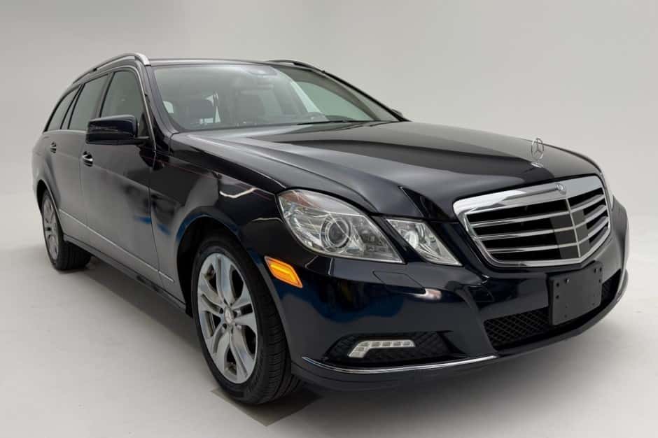 2011 Mercedes-Benz W212 E-Class sold for $10,000