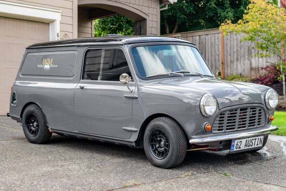 1962 Mini Mk I & Mk II sold for $16,000
