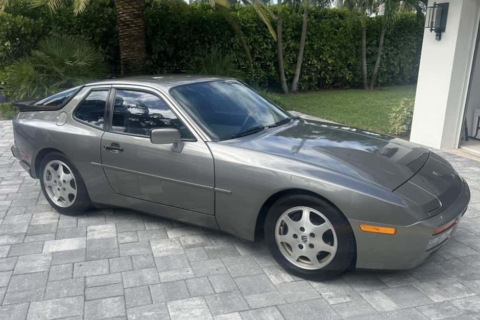 1989 Porsche 944 Turbo sold for $61,000