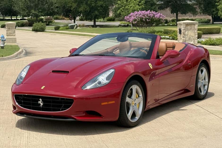 2013 Ferrari California sold for $81,000