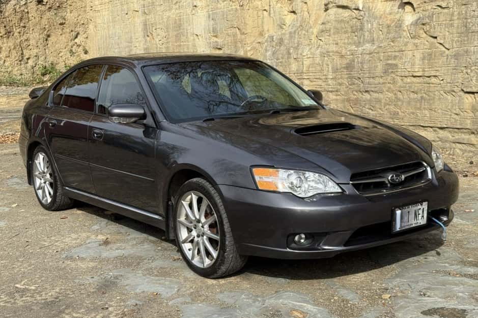 2007 Subaru Legacy sold for $9,600
