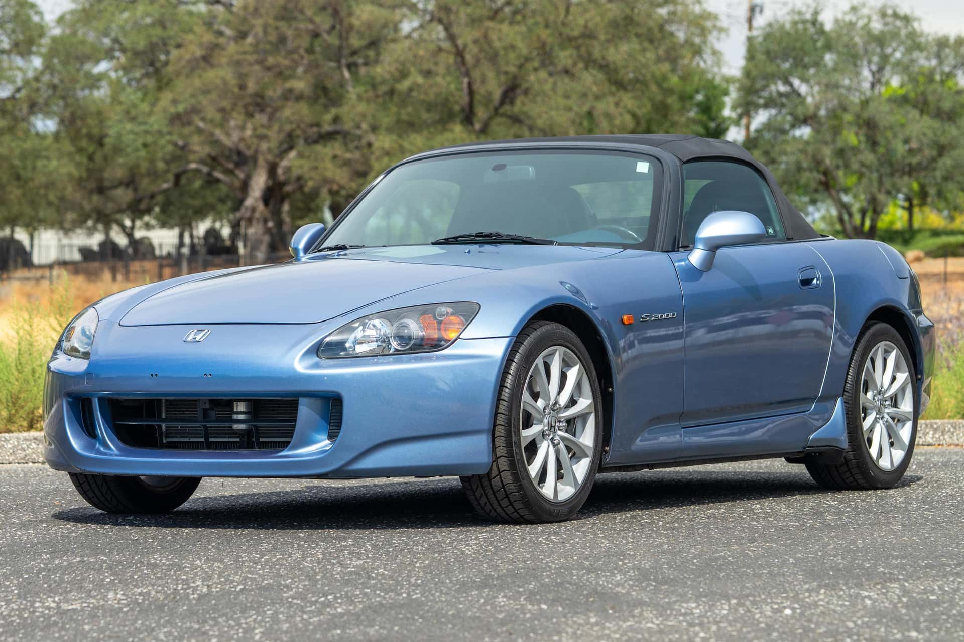 2005 Honda S2000 sold for $25,750