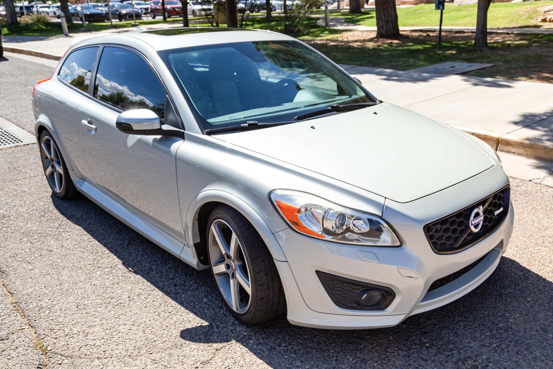 2013 Volvo C30 sold for $9,400