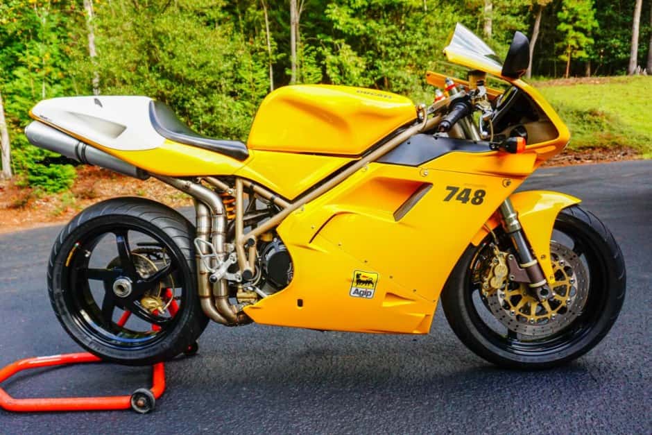2000 Ducati 748 sold for $7,550