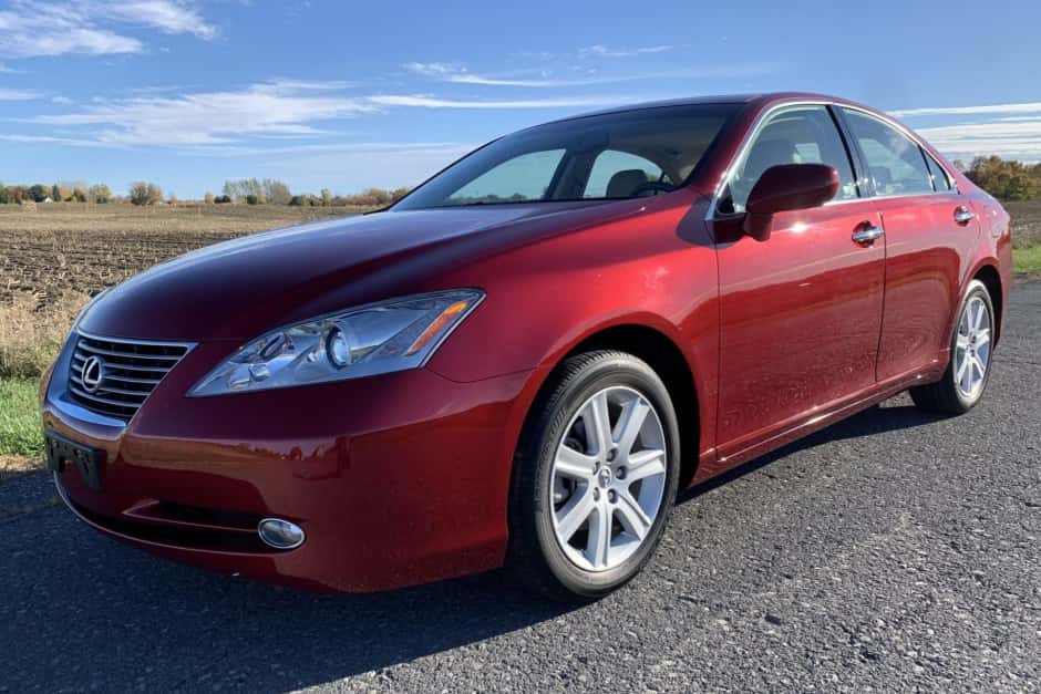 2009 Lexus ES sold for $19,000
