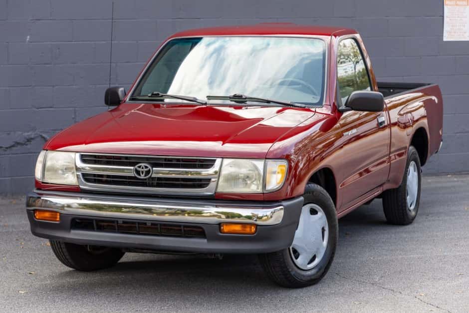 1998 Toyota Tacoma (N1X0 1995-2005) sold for $14,500