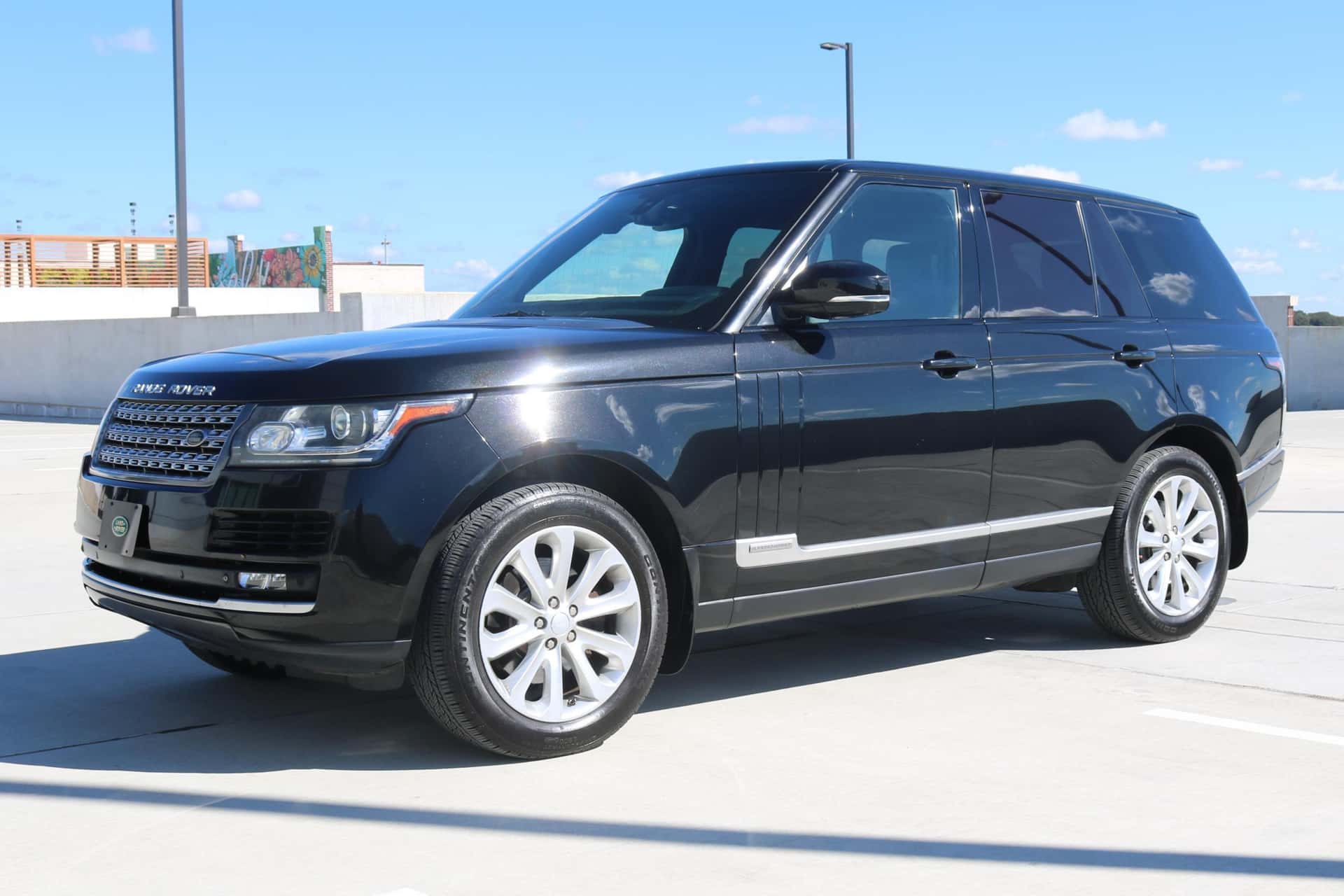 2015 Land Rover Range Rover sold for $11,700