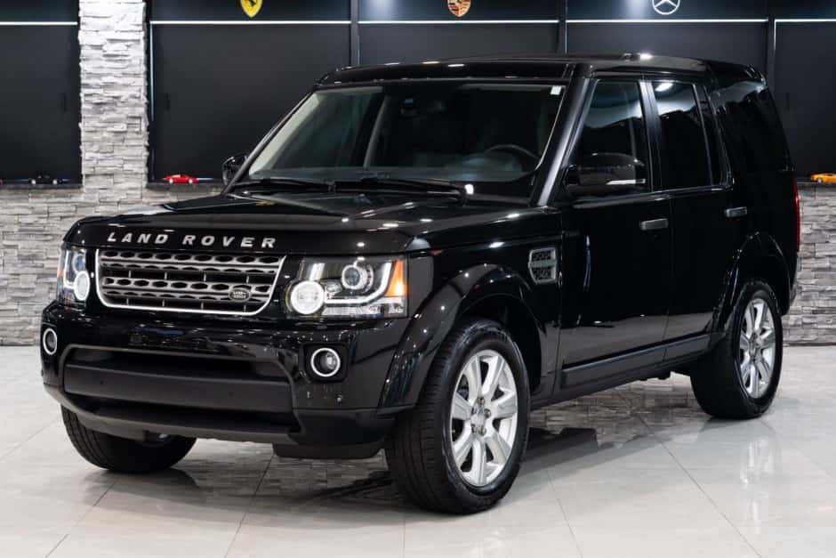2014 Land Rover LR4 sold for $34,000