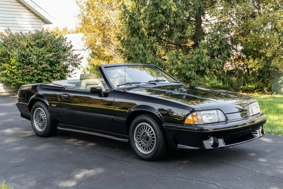1988 Ford Fox-Body Mustang sold for $25,500