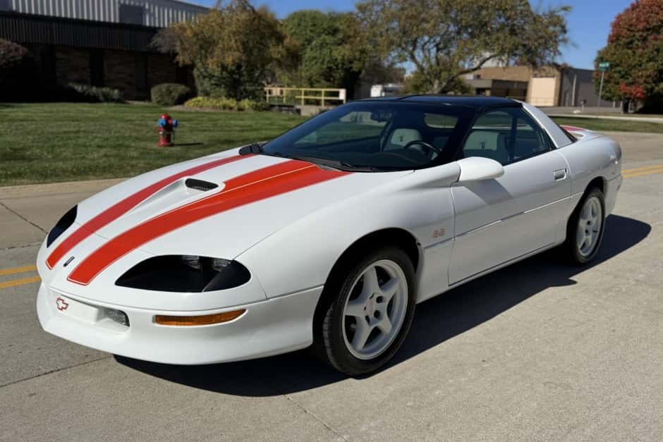 1997 Chevrolet Camaro 4th Generation 1993-2002 sold for $21,500