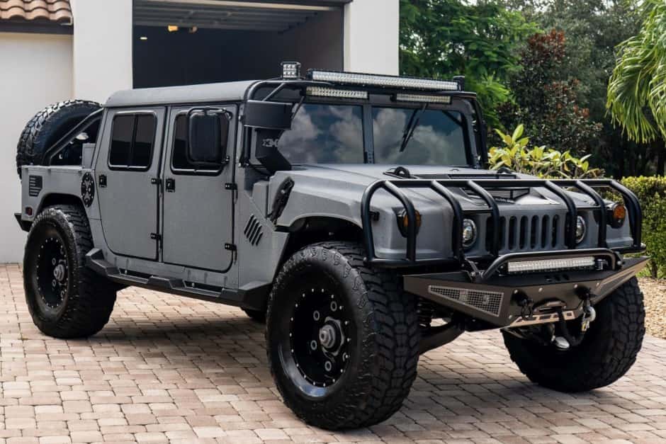 1992 Hummer HMMWV/Humvee sold for $84,000