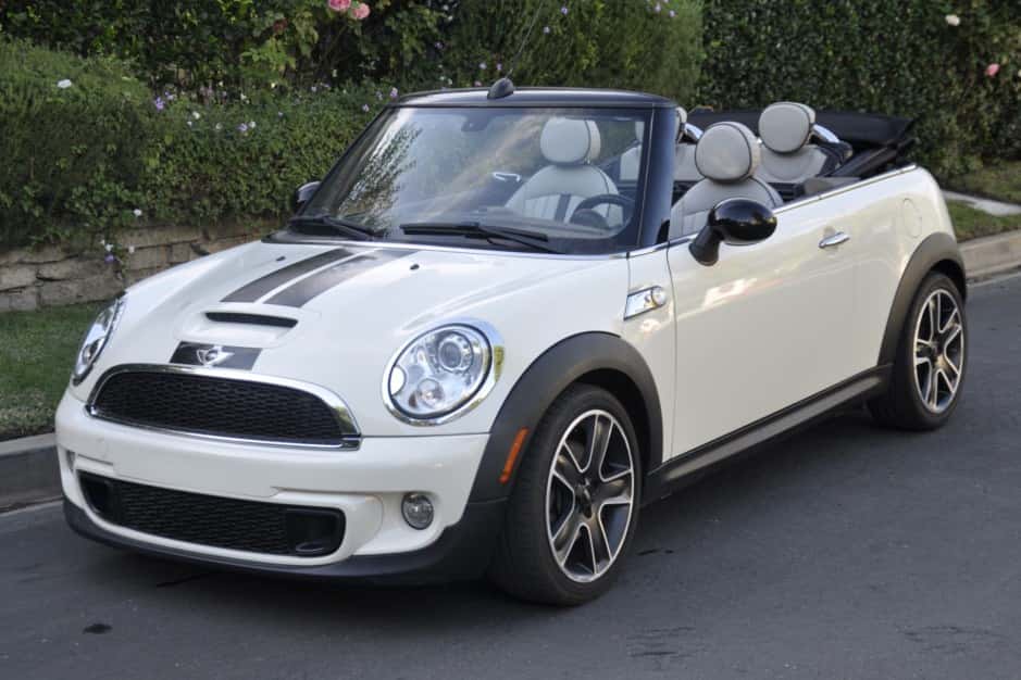 2012 Mini R57 Convertible sold for $12,000