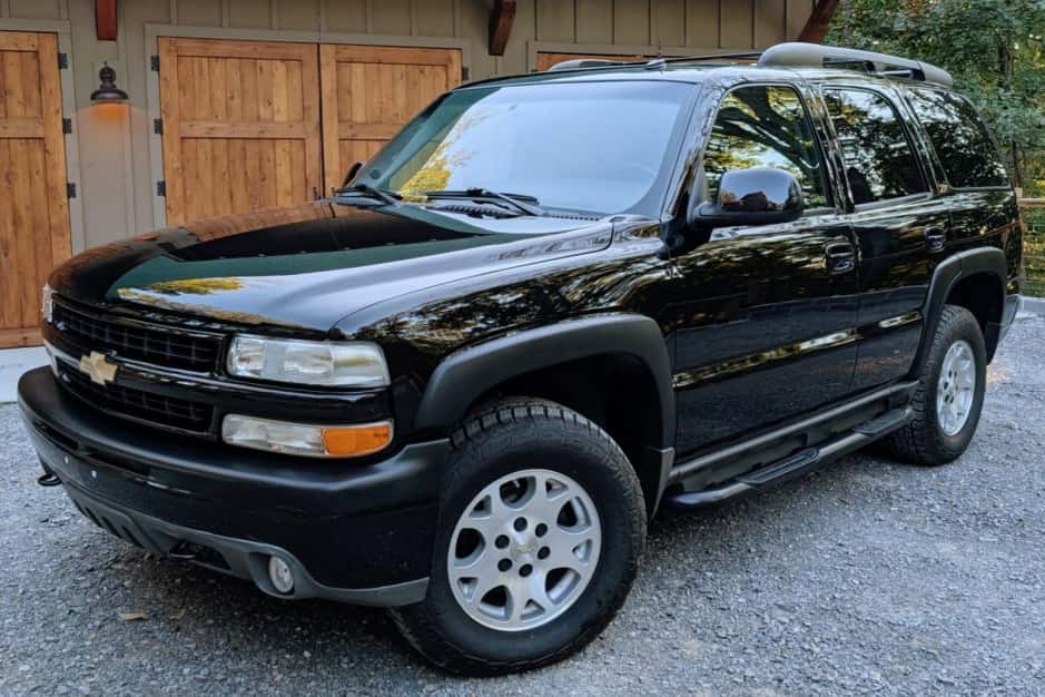 2004 Chevrolet Tahoe GMT800 sold for $28,250