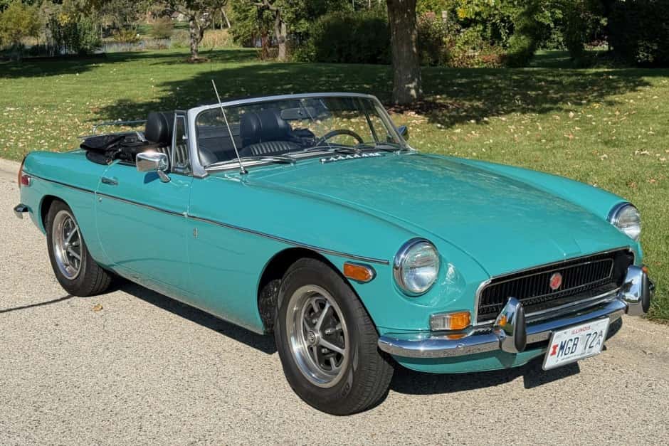 1972 MG MGB sold for $14,700