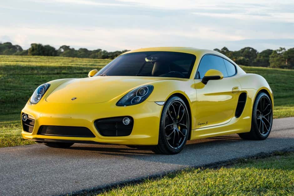 2014 Porsche 981 Cayman sold for $35,250