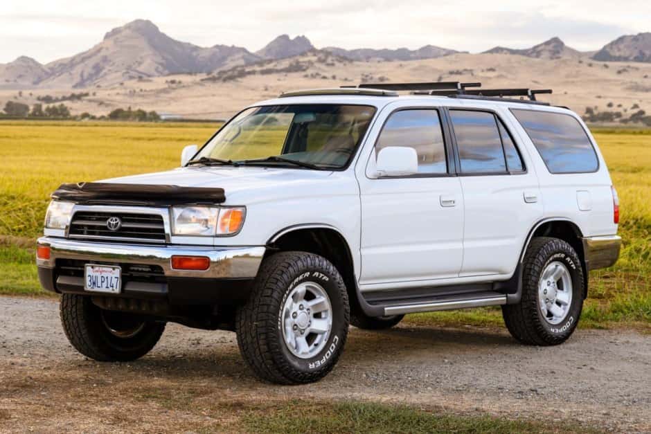 1997 Toyota 4Runner (N180) sold for $9,100