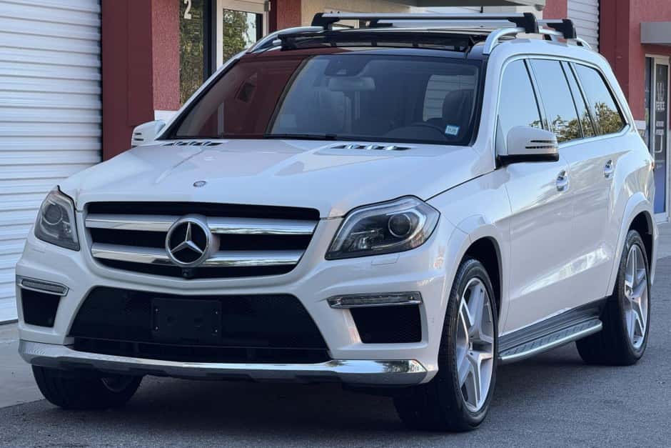 2015 Mercedes-Benz GL & GLS-Class sold for $18,000