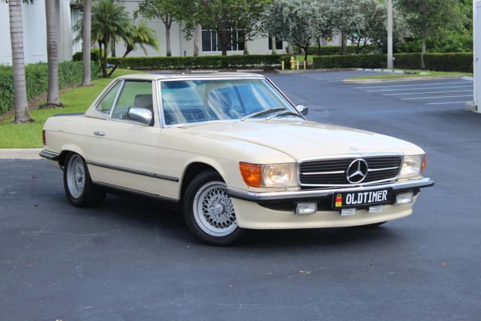 1982 Mercedes-Benz R107 SL sold for $14,800