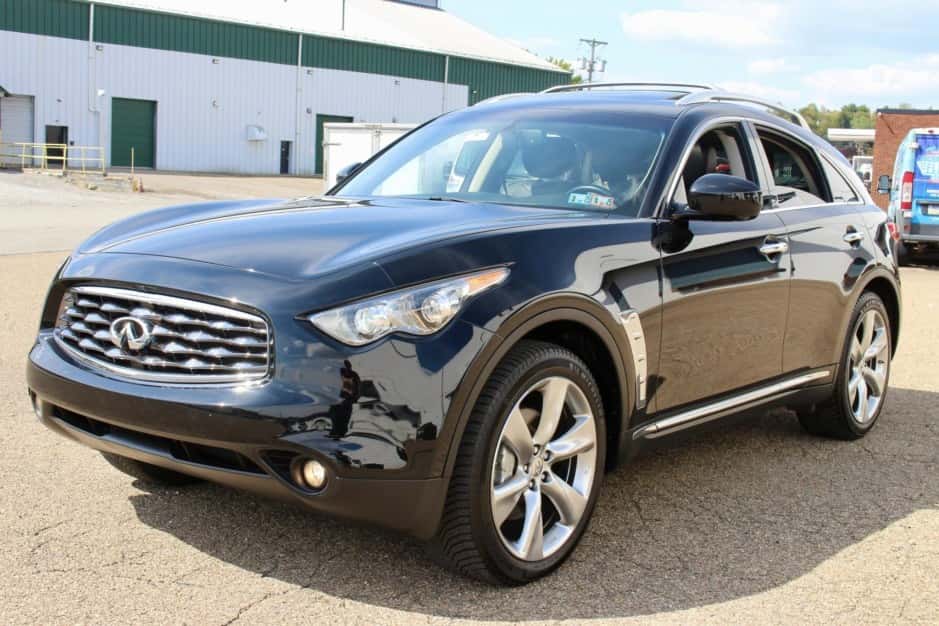 2011 Infiniti FX sold for $15,700