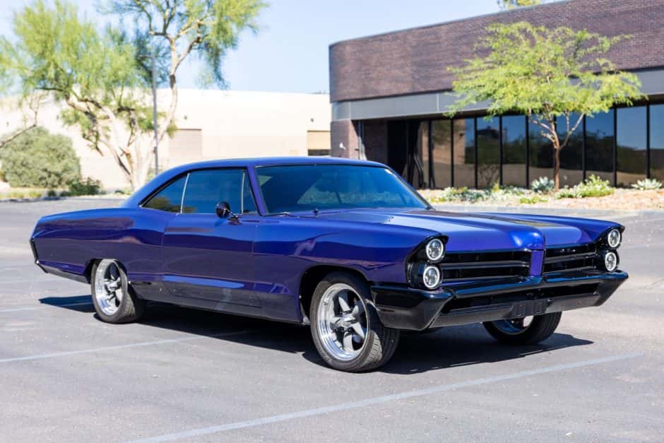 1965 Pontiac Bonneville sold for $20,500