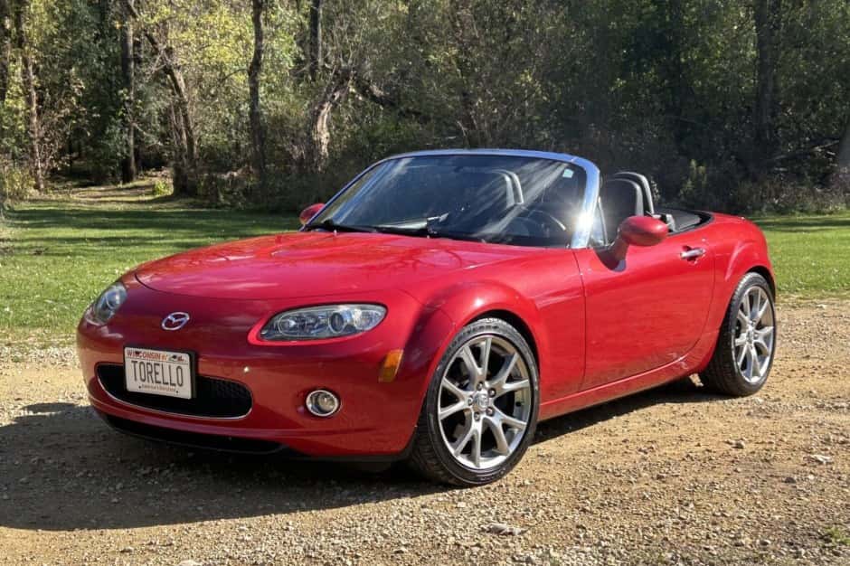 2006 Mazda NC MX-5 Miata sold for $9,800