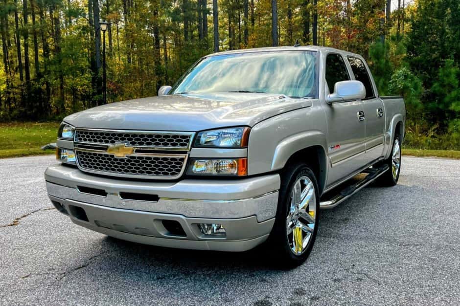 2006 Chevrolet Silverado GMT800 (1999-2007) sold for $33,250